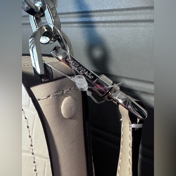 Kate Spade Darcy Bucket Bag Parment Croc Bucket Crossbody Bag NWOT MSRP: $329.00 - Picture 9 of 16